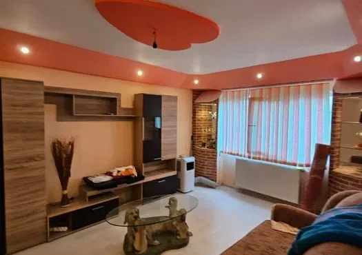 Apartament 3 camere zona CORA
