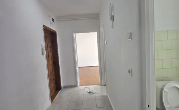 Apartament 2 camere Decomandate Cornisa